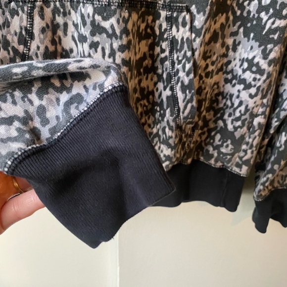 Nike Sweater Hoodie Womens Medium Grey - Picture 6 of 9